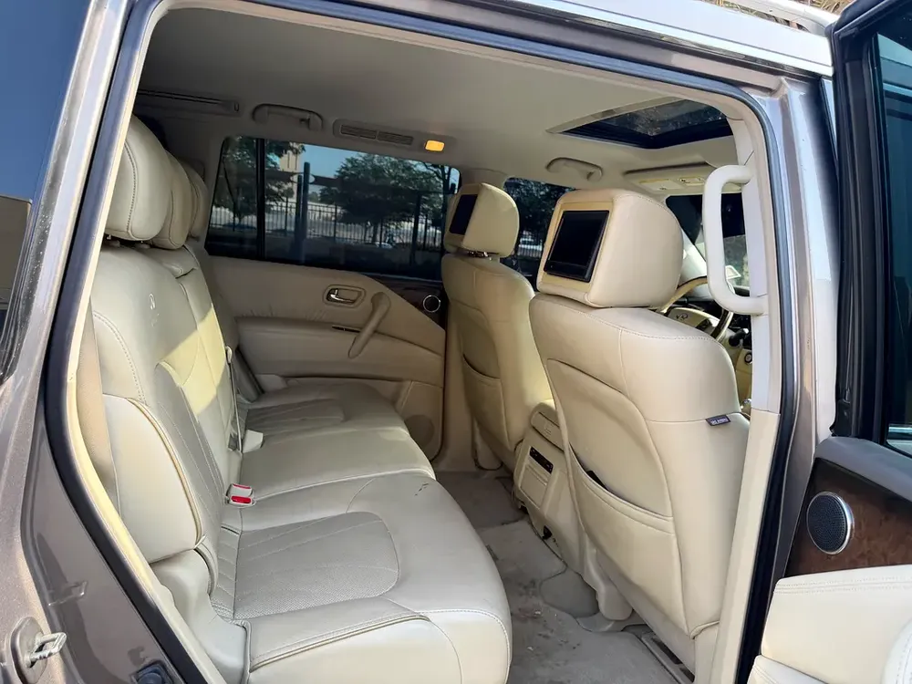 Infiniti QX80 // FULL SERVICE HISTORY UP TODAY IN AGENCY // GCC ((FAMILY CAR)). - Image 9