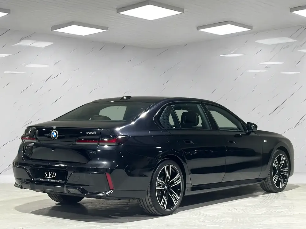M-SPORT PRO -- BMW WARRANTY  SERVICE -- 735i - Image 5