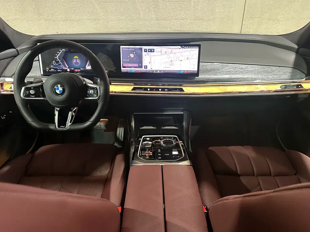 M-SPORT PRO -- BMW WARRANTY  SERVICE -- 735i - Image 8