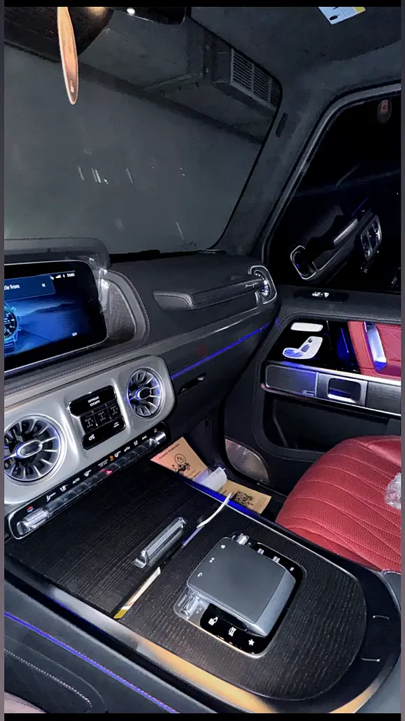 Mercedes-Benz G-Class G63 AMG/2025 - Korean Gargash file  warranty - Image 4