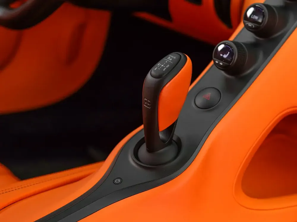2020 BUGATTI CHIRON SPORT / GCC - Image 13