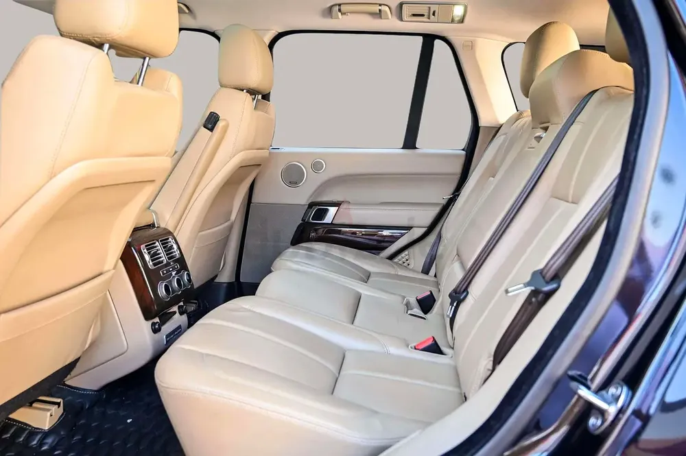 AED 2675/month | 2016 Land Rover Range Rover Vogue HSE | GCC Specs | Ref#432671 - Image 13