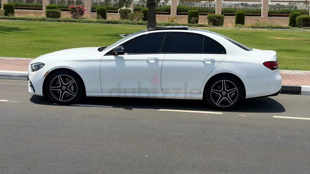 🔥 MERCEDES E350 AMG 2022 🔥 Ultra Low Mileage — Only 10,000 Miles 100% Genuine Factory Airbags Engi - Image 5