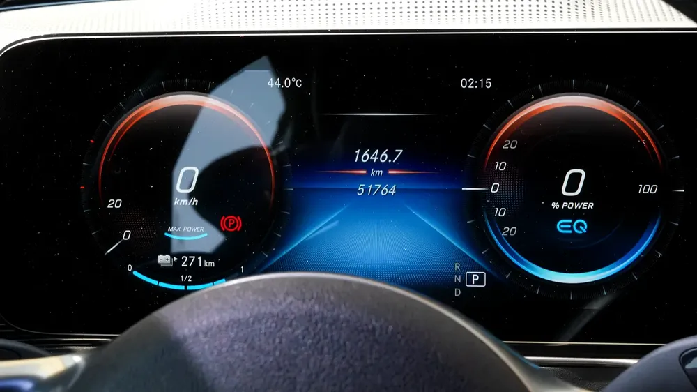2021 Mercedes-Benz EQC 400 4MATIC | GCC Specs | EV - Image 11