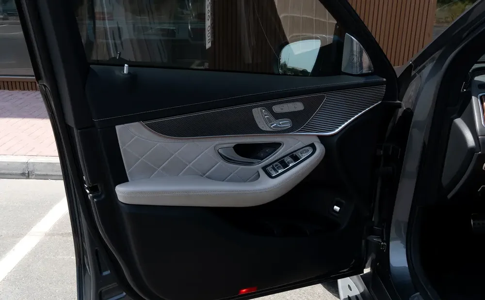 2021 Mercedes-Benz EQC 400 4MATIC | GCC Specs | EV - Image 8