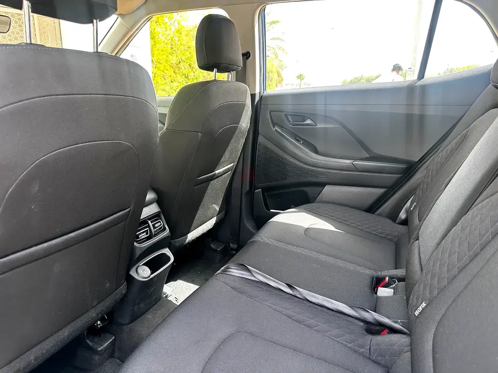 2025 Hyundai Creta - Image 10