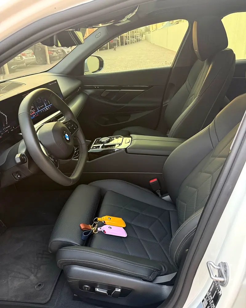2024 BMW 5-Series 520i M-Kit - Image 8