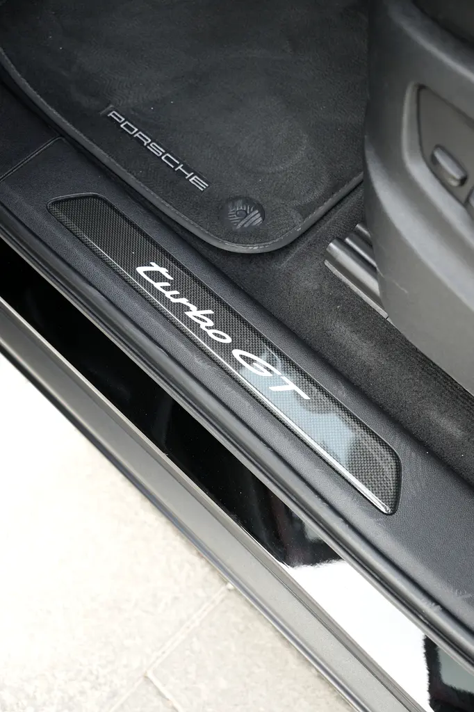 Porsche Cayenne Turbo GT 2024 | European Specs | Al Nabooda Warranty | 2 Keys - Image 8