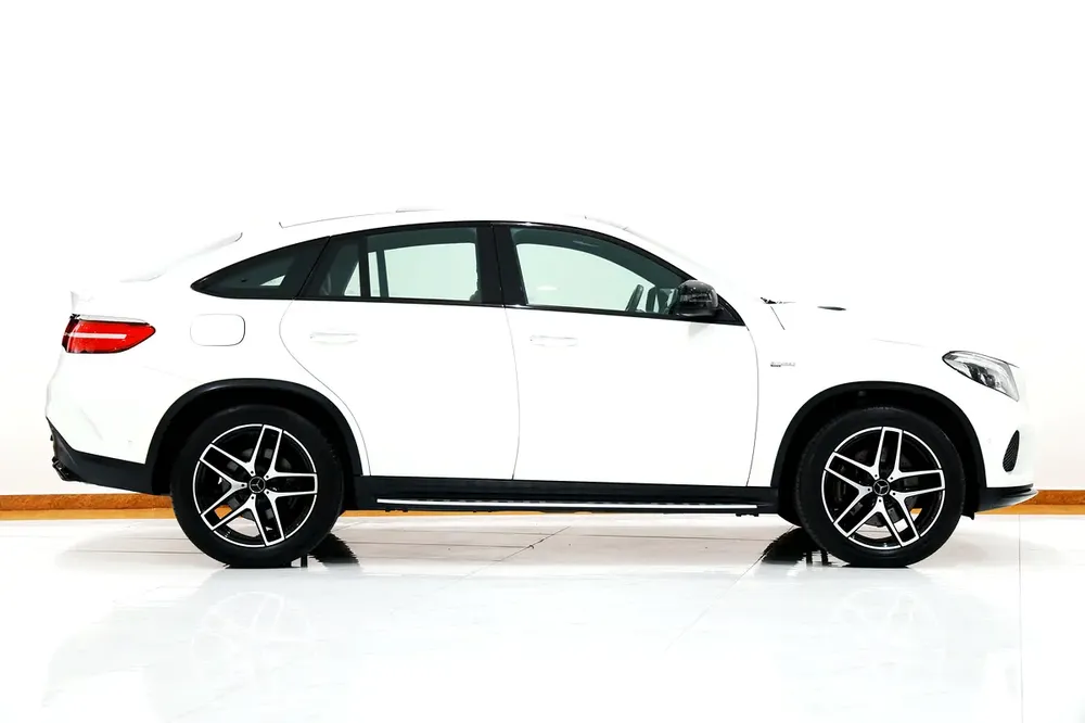 2019 Mercedes GLE43 AMG Coupe | GCC | Gargash Full Service | 80KM | AED 179K - Image 4