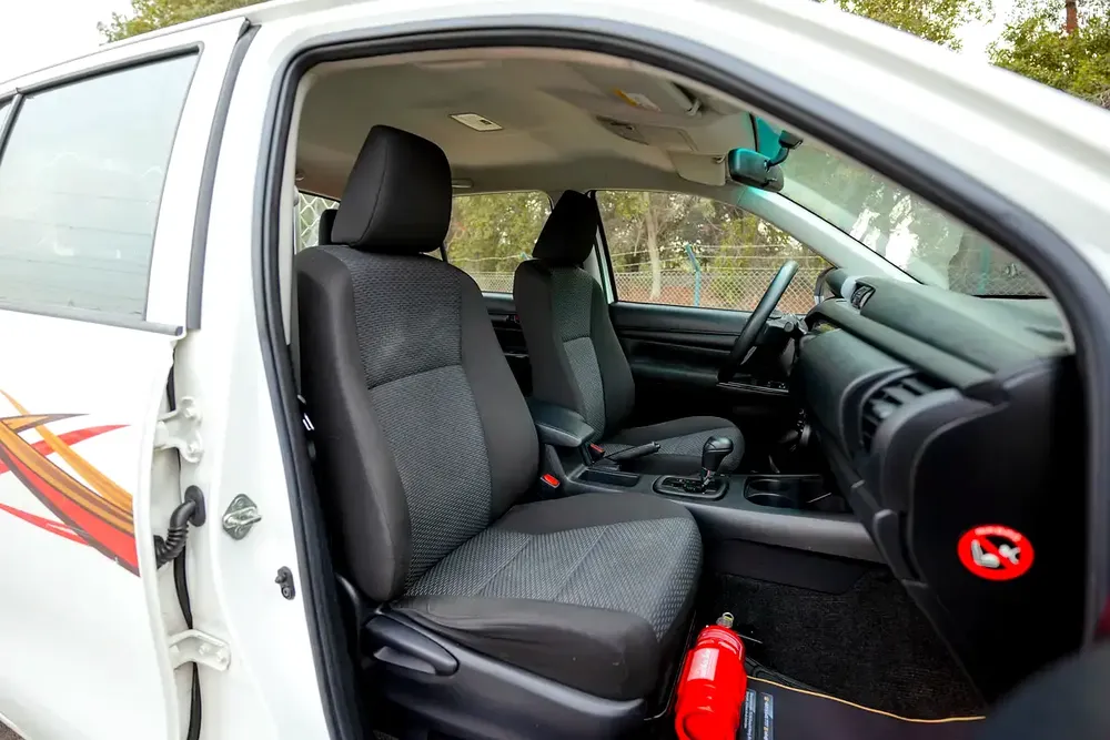 Hilux | Double Cabin 4x2 | Automatic | GCC Specs | Ref#T45854 - Image 10