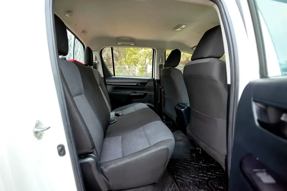 Hilux | Double Cabin 4x2 | Automatic | GCC Specs | Ref#T45854 - Image 12
