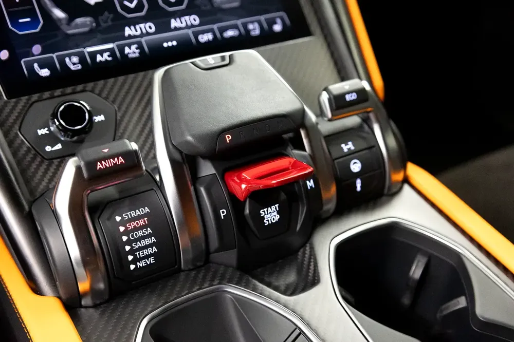 Lamborghini Urus Pearl Capsule - European Specs - Image 14