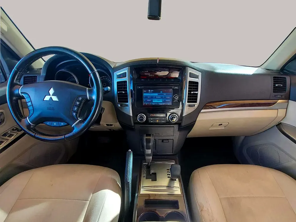 AED 964/month | 2017 Mitsubishi Pajero  | GCC Specs | Ref#457838 - Image 9