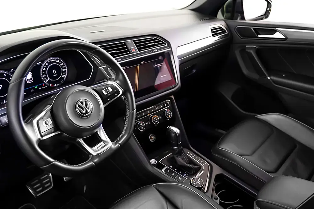 1,470 AED / 48 months | 0% DP | 2018 Volkswagen Tiguan 2.0 TSI 4 motion R-Line - Image 7
