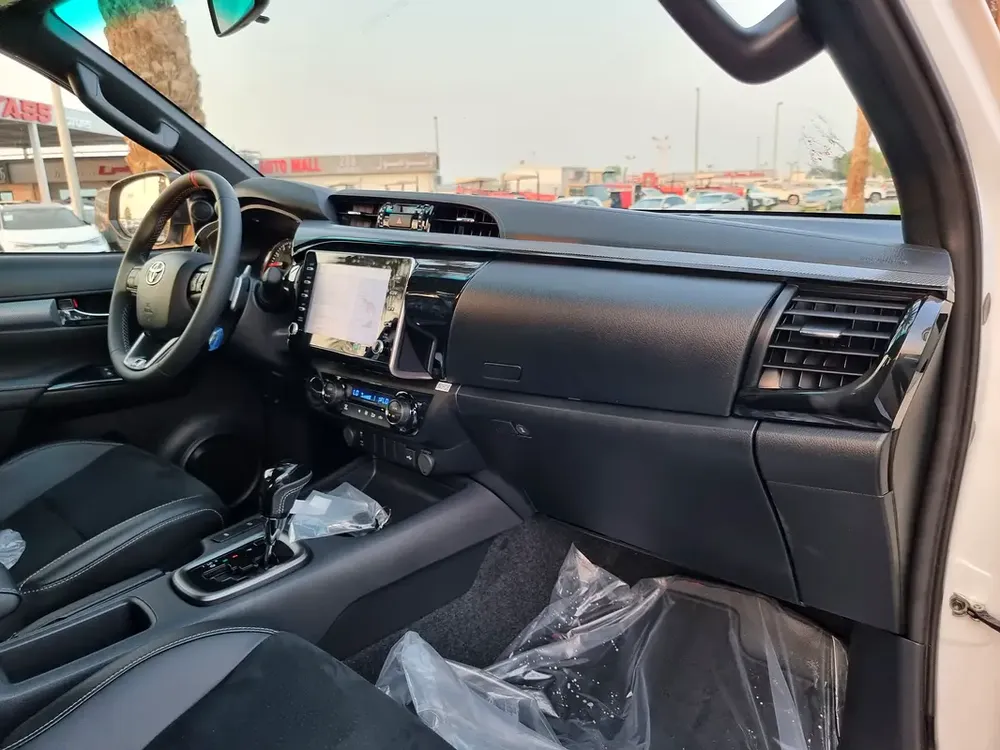 HILUX V6 GR-S / G1 2024 - For Export - Image 12