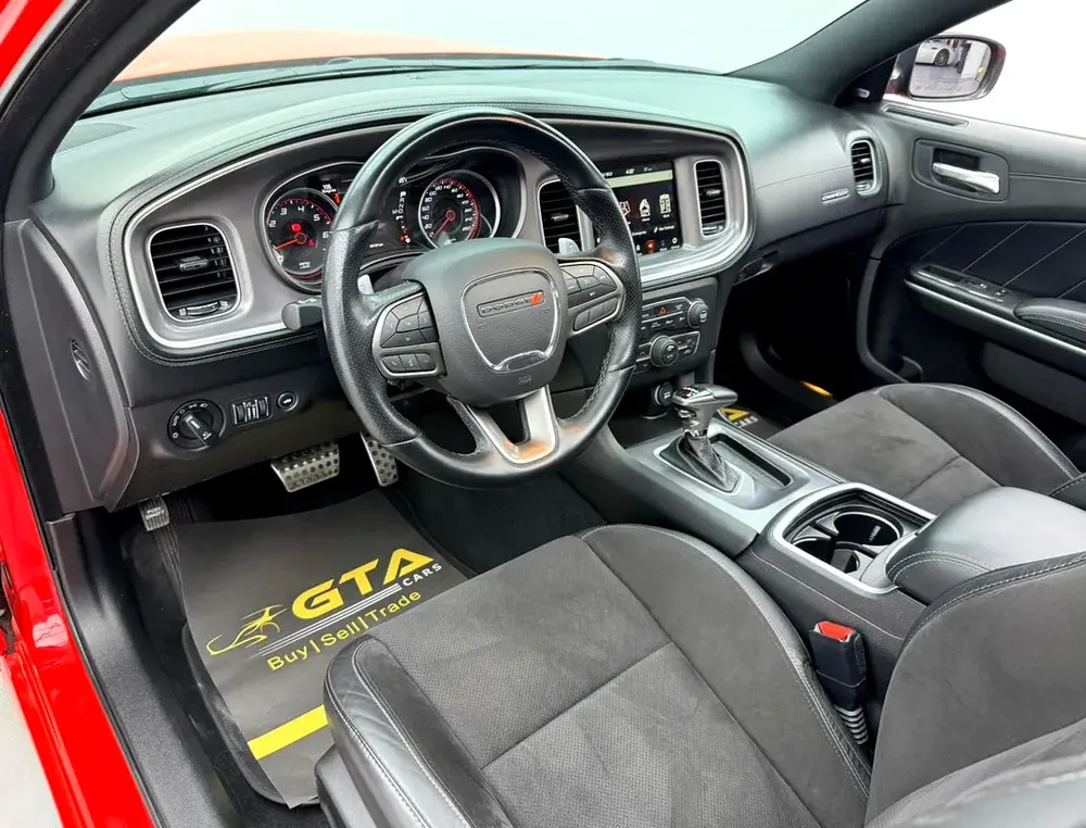 2022 Dodge Charger R/T, 2028 Dodge Warranty, Full Dodge Service History, Low Km, Fully Loaded, GCC - Image 10