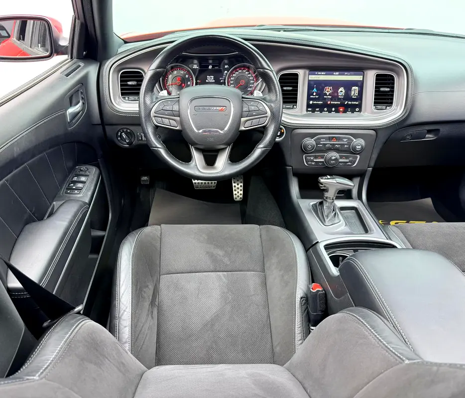 2022 Dodge Charger R/T, 2028 Dodge Warranty, Full Dodge Service History, Low Km, Fully Loaded, GCC - Image 14