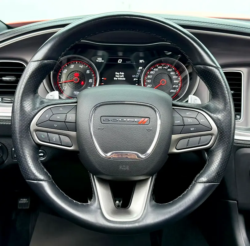 2022 Dodge Charger R/T, 2028 Dodge Warranty, Full Dodge Service History, Low Km, Fully Loaded, GCC - Image 15