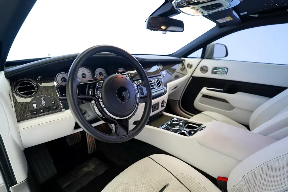 WARRANTY + SERVICE JAN 2027 | 4 BUTTONS | STARLIGHT | WRAITH BLACK BADGE - Image 10