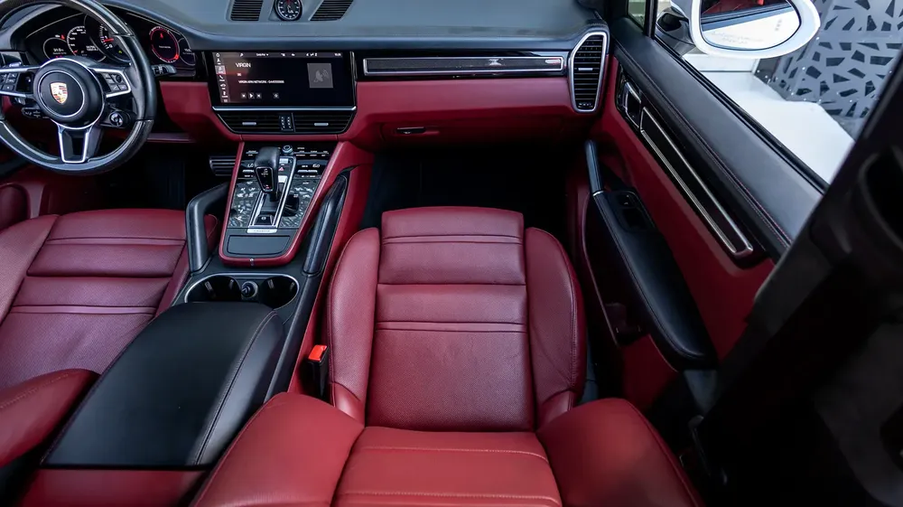 Porsche Cayenne GTS Coupé 2021 GCC | Warranty | Service Contract - Image 12