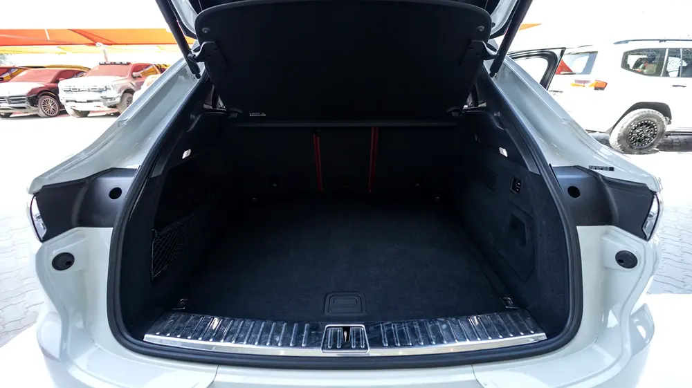Porsche Cayenne GTS Coupé 2021 GCC | Warranty | Service Contract - Image 6