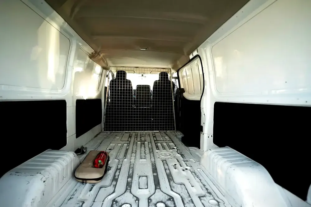 Urvan | Manual | Standard Roof Delivery Van | GCC Specs | Ref#N34511 - Image 7