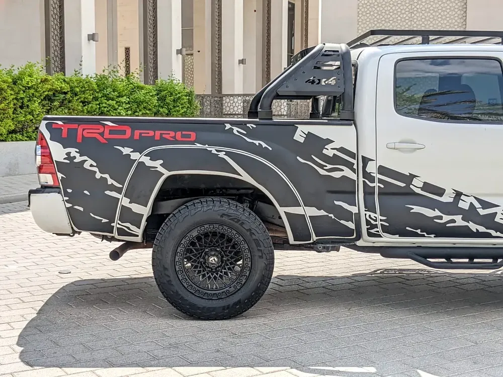 TOYOTA TACOMA 2015 MODIFIED TRD 4X4 4DOORS IN EXCELLENT CONDITION - Image 10