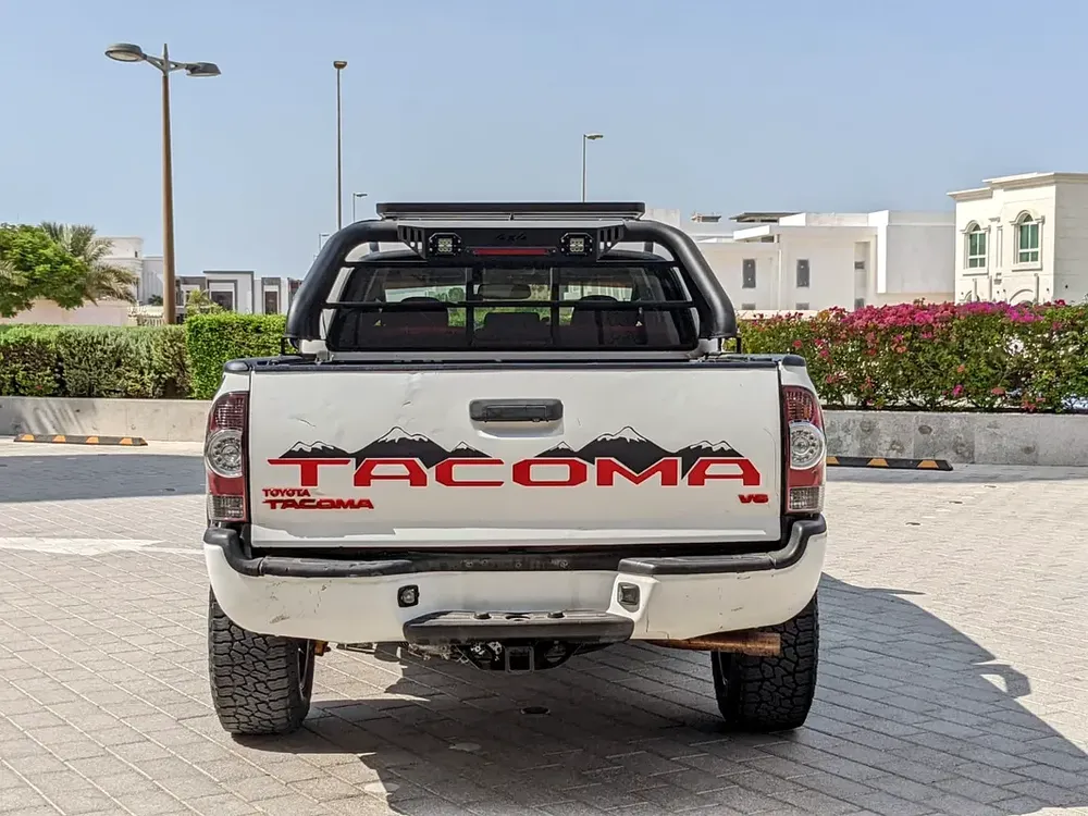 TOYOTA TACOMA 2015 MODIFIED TRD 4X4 4DOORS IN EXCELLENT CONDITION - Image 16