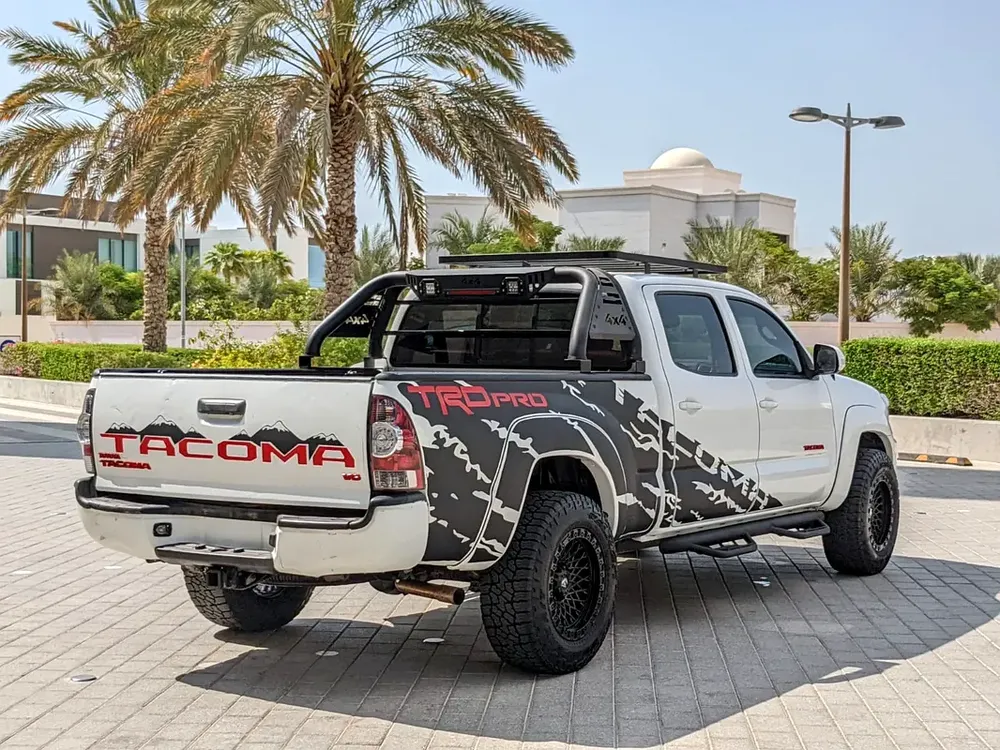 TOYOTA TACOMA 2015 MODIFIED TRD 4X4 4DOORS IN EXCELLENT CONDITION - Image 7