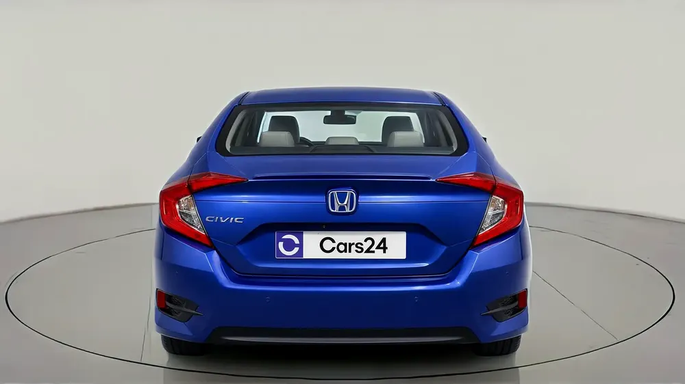 AED 674/month | 0 Downpayment | Free 3 Months Warranty | 30 Day Return | HONDA CIVIC 2018 - Image 4