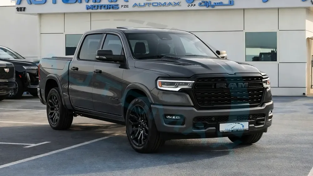 ( For Export ) 2026/2026 RAM 1500 Limited Crew Cab Hurricane H.O 3.0TT GCC BRAND NEW - Image 4