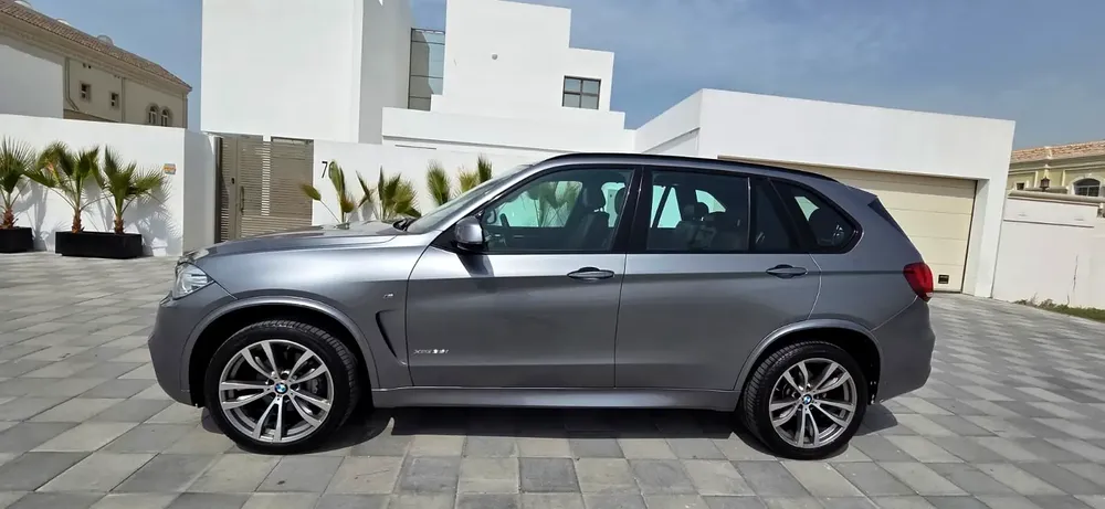 2016-BMW X5 xDrive35i With M Package-Excellent Condition-Bank Finance Available - Image 5