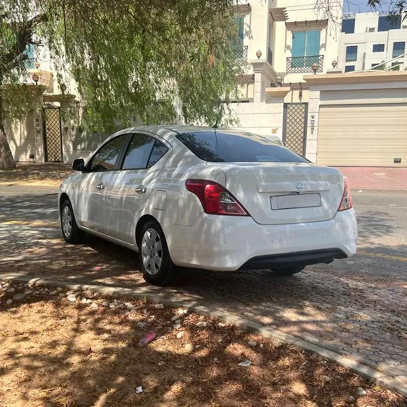 Nissan sunny 2022 GCC - Low Mileage - Perfect condition. - Image 4