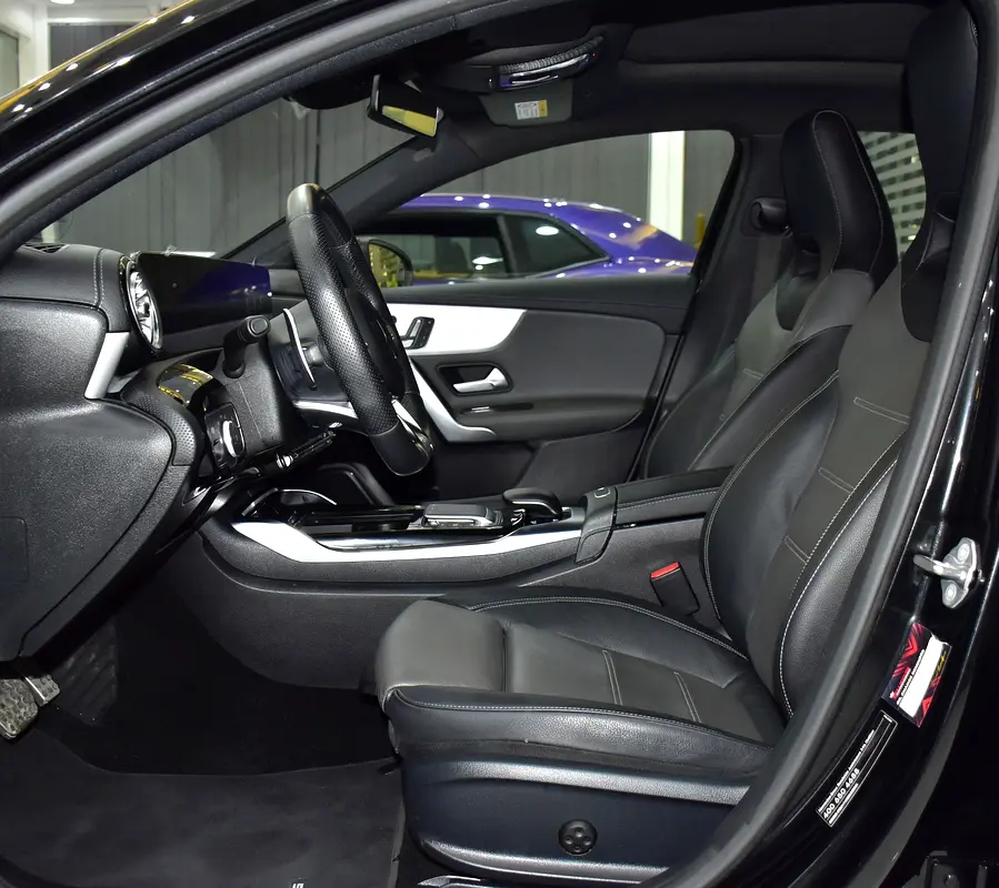 AED 1,412 EMi for 5Yrs | Mercedes Benz A35 AMG ( 2020 Model ) in Black Color Chinese Specs - Image 10