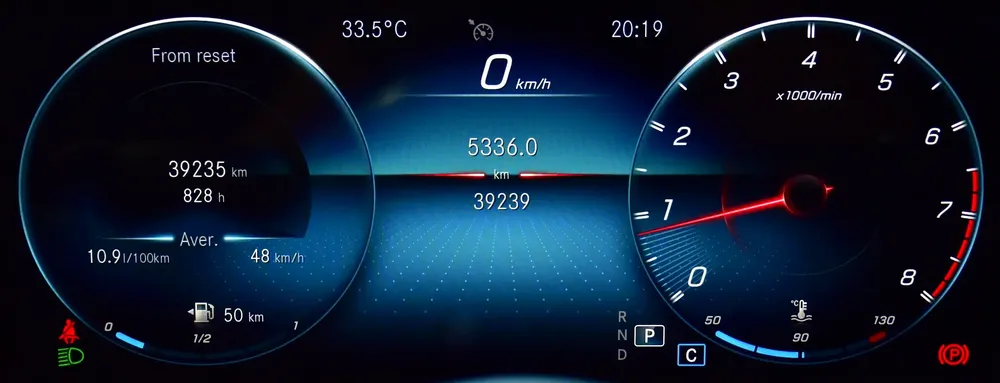 AED 1,412 EMi for 5Yrs | Mercedes Benz A35 AMG ( 2020 Model ) in Black Color Chinese Specs - Image 13