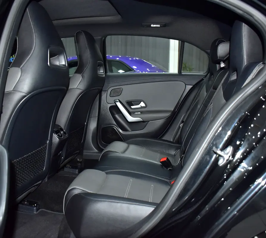AED 1,412 EMi for 5Yrs | Mercedes Benz A35 AMG ( 2020 Model ) in Black Color Chinese Specs - Image 17