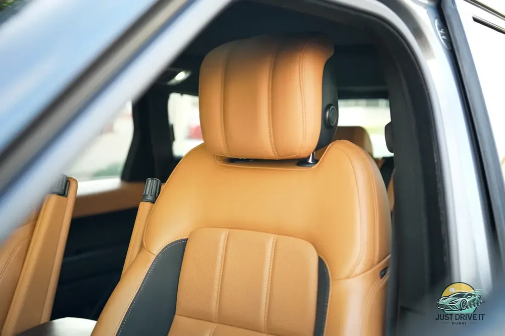 2019 Range Rover Sport V8 Supercharged P525 | Al Tayer Warranty | Full Agency | GCC - Image 17