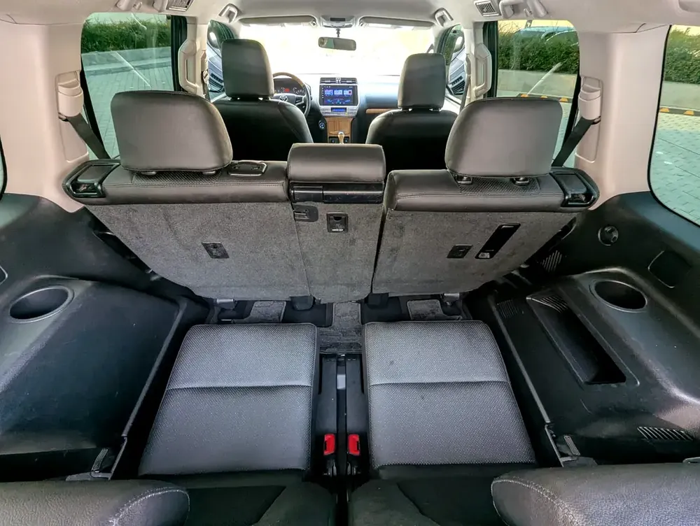 Toyota Prado 2020 GCC Specs - Accident Free- Reliable and Pristine Condition - Image 7