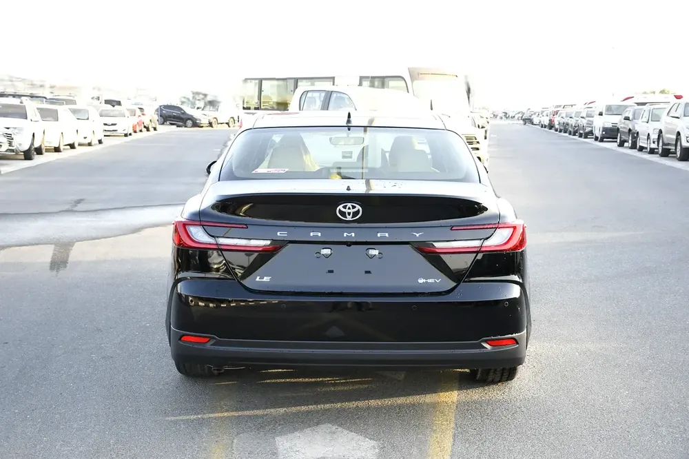 2026 Toyota Camry LE | GCC Specs | Brand New - Image 4