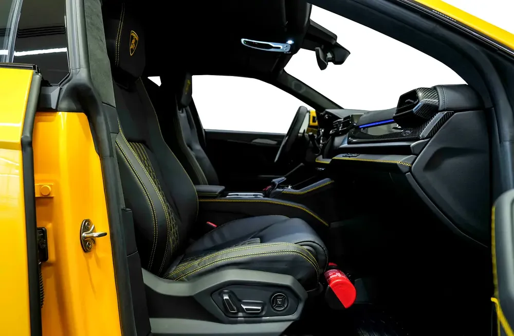 Lamborghini URUS SE 2025 | Certified Pre-Owned | Dealer Warranty | Service Contract - Image 7
