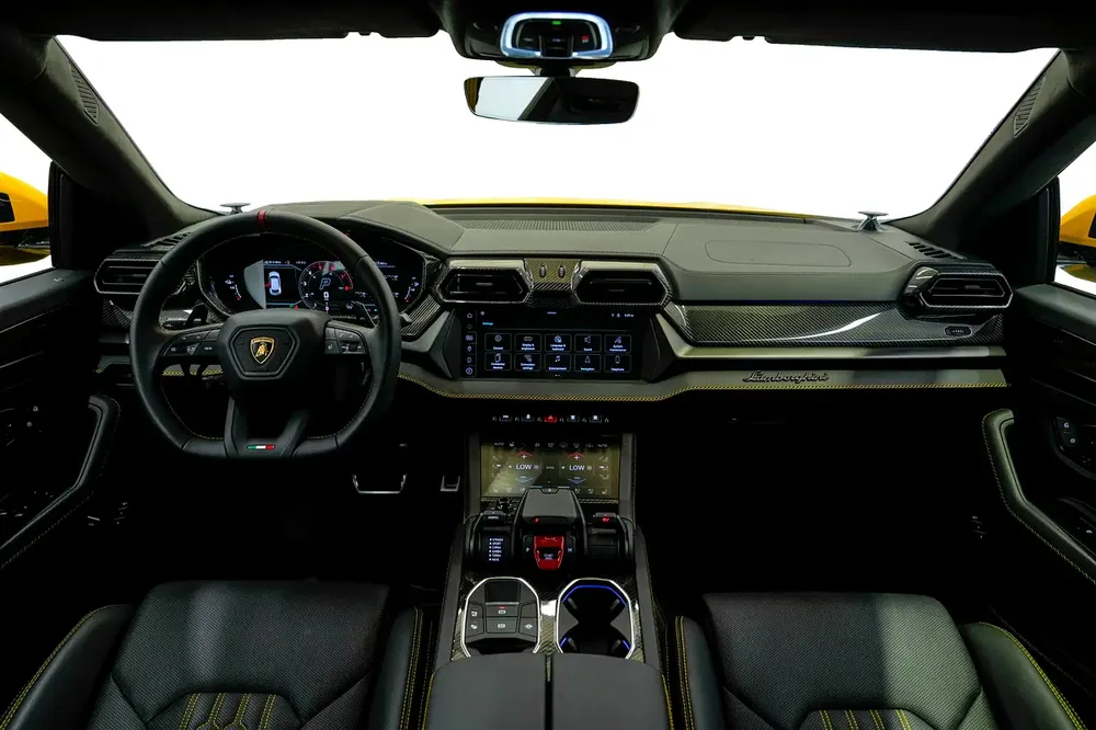 Lamborghini URUS SE 2025 | Certified Pre-Owned | Dealer Warranty | Service Contract - Image 9