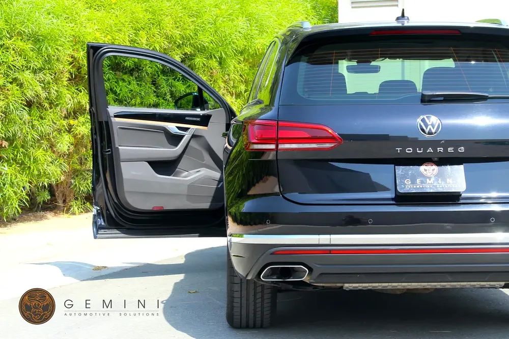 Volkswagen Touareg Atmosphere 2022 with Volkswagen Warranty - Image 11