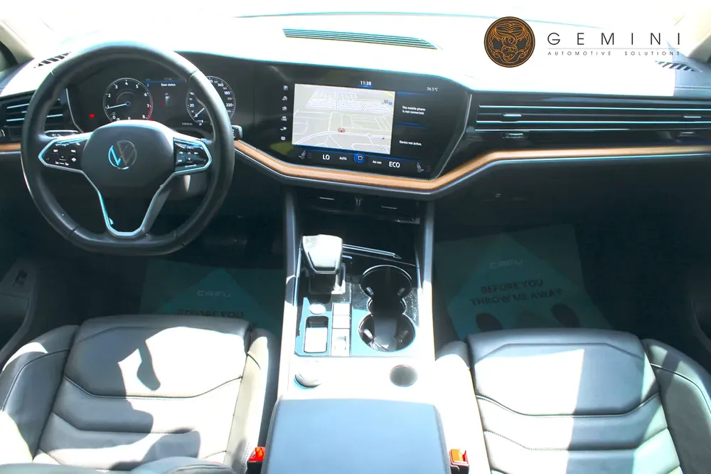 Volkswagen Touareg Atmosphere 2022 with Volkswagen Warranty - Image 12