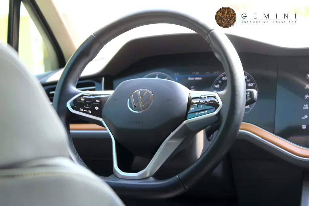 Volkswagen Touareg Atmosphere 2022 with Volkswagen Warranty - Image 13