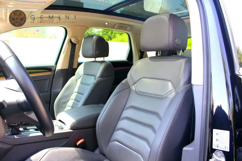 Volkswagen Touareg Atmosphere 2022 with Volkswagen Warranty - Image 14