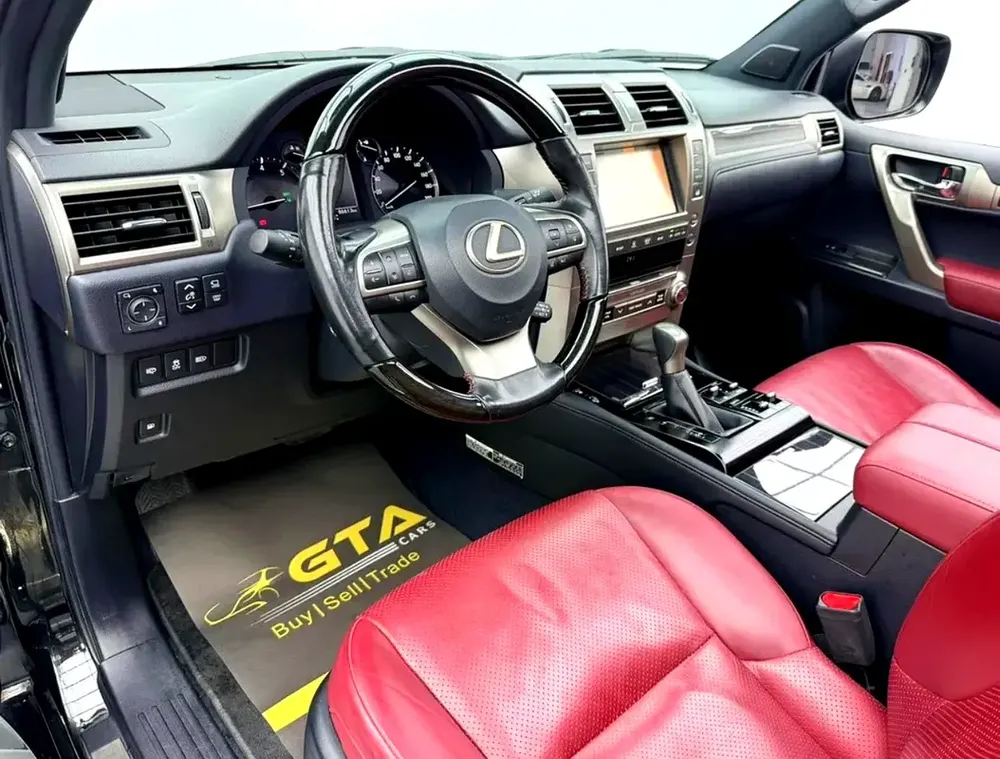 Lexus GX 460 Luxury 2020 | GCC Specs | Pristine Condition - Image 9