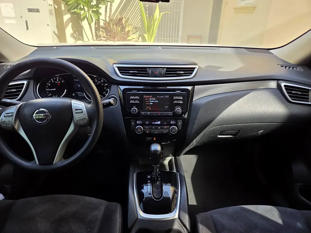 2015 Nissan Rogue,  Well Maintained, Clean - Image 4