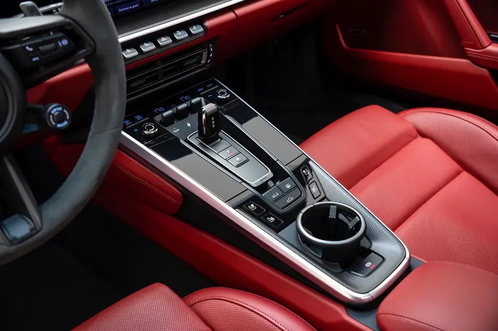 GCC SPECS AL NABOODAH WARRANTY 2026 - 2024 911 PORSCHE TURBO - Image 9