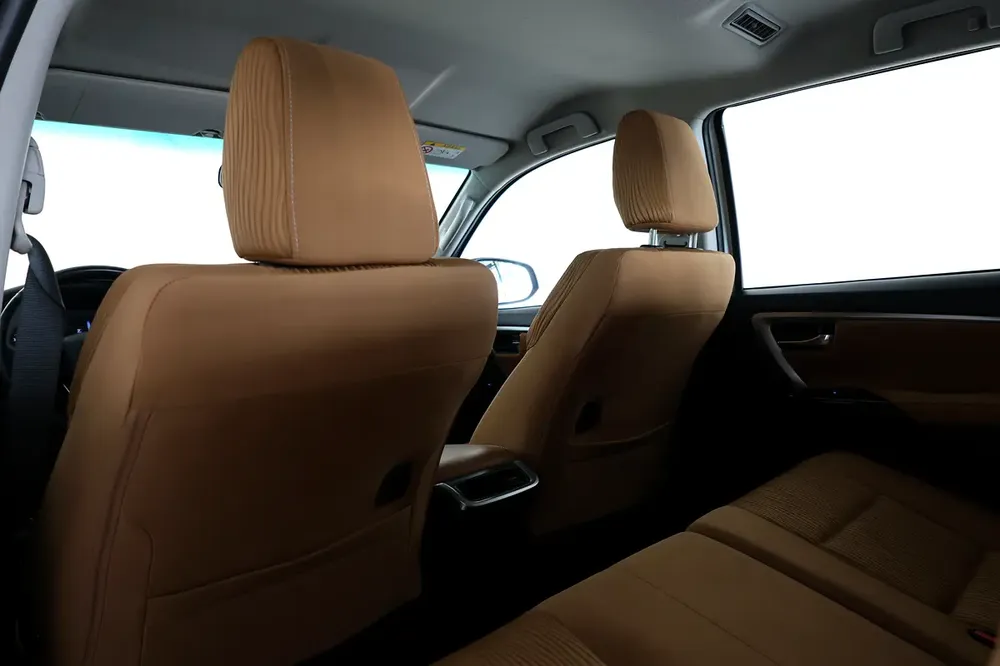 Toyota Fortuner GXR 2023 | GCC Specs | Low Mileage 46000km-Pristine Conditiom - Image 17