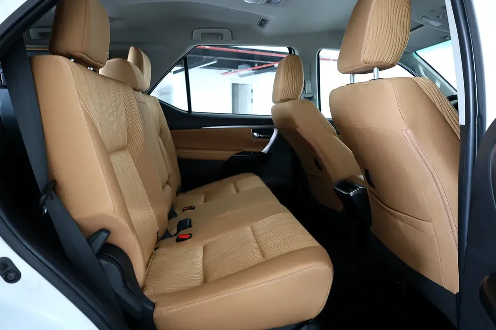 Toyota Fortuner GXR 2023 | GCC Specs | Low Mileage 46000km-Pristine Conditiom - Image 18